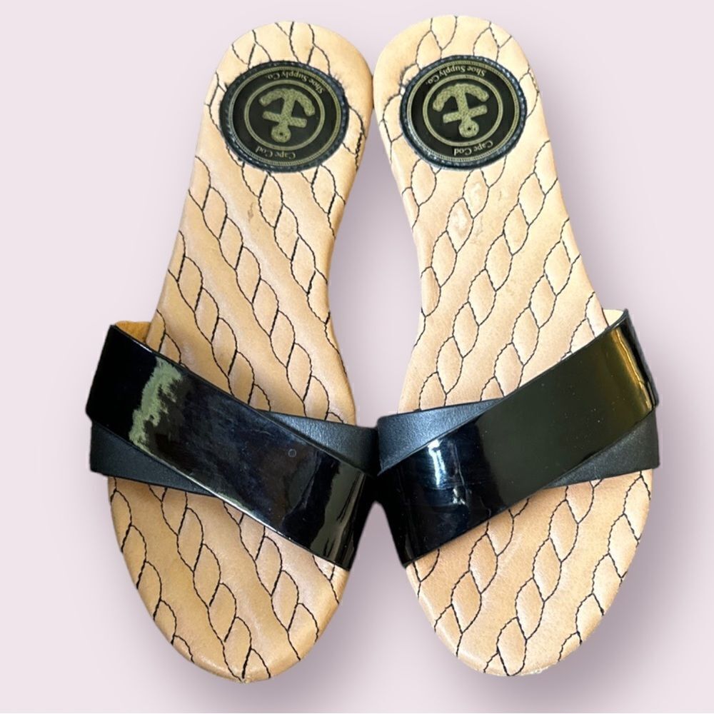 Cape Cod Shoe Supply Co Women's  Slide Sandals Size 7